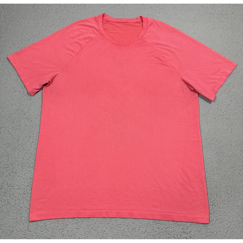 Lululemon Shirt Mens 2XL Pink Short Sleeve Raglan Athletic Performance Gym Top‎